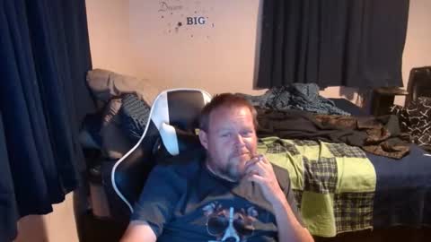 Snapshot of pecker40 chatting on December 2024 04:10:02 AM pecker40 online show from December 2024 04:10:02 AM