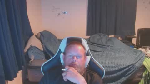 Snapshot of pecker40 chatting on February 2025 02:00:01 AM pecker40 online show from February 2025 02:00:01 AM