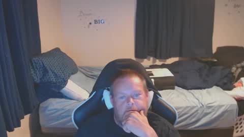 Snapshot of pecker40 chatting on March 2025 01:01:01 AM pecker40 online show from March 2025 01:01:01 AM