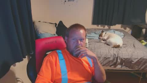 Snapshot of pecker40 chatting on October 2025 02:53:01 AM pecker40 online show from October 2025 02:53:01 AM