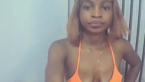 Lizzy online show from October 2025 01:53:02 PM