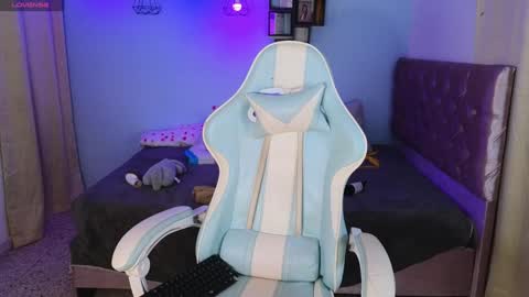 peggy-funn online show from January 2025 02:28:02 AM