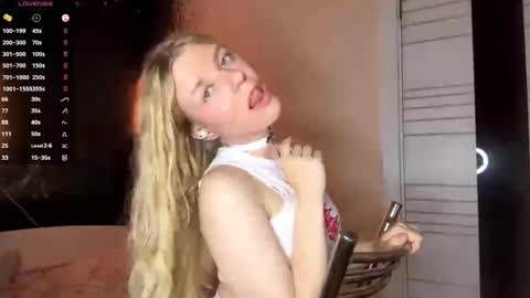 Mary online show from September 2025 04:40:01 PM