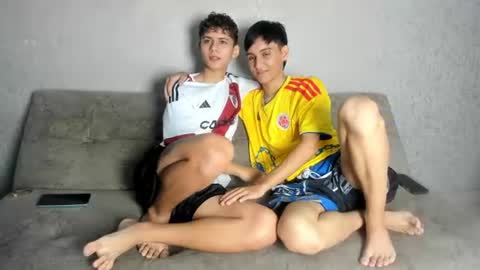 Snapshot of pelusos_mens chatting on July 2026 02:08:02 PM CAIN-19 ALLEN-18 RONALD-18 AUSTIN-18 MOD DANTE online show from July 2026 02:08:02 PM