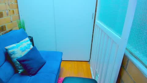 Penelope online show from February 2025 09:07:02 PM