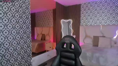 penelope online show from January 2026 03:11:01 AM