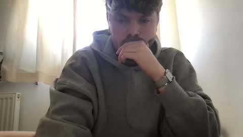 pennguin00 online show from March 2026 01:14:02 PM