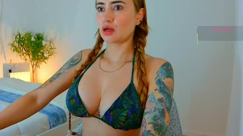 Hi Im Penelope  better vibrations  1111 online show from June 2026 08:26:02 AM