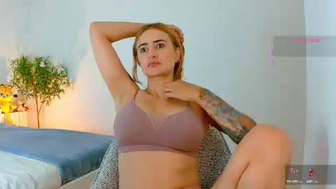 Hi Im Penelope  better vibrations  1111 online show from July 2026 11:57:02 AM