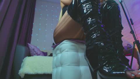 Dia  online show from January 2025 05:38:01 AM