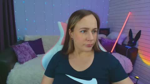 Dia  online show from March 2025 08:13:01 AM