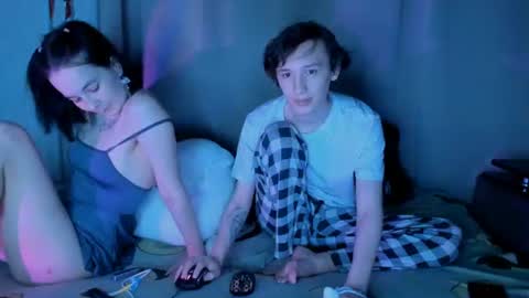 Lina and John online show from July 2026 08:14:01 PM