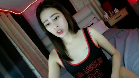 Snapshot of perfect_suckerqueen69 chatting on June 2026 12:25:01 PM Sweet Gwen online show from June 2026 12:25:01 PM