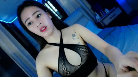 Snapshot of perfect_suckerqueen69 chatting on June 2026 06:18:02 AM Sweet Gwen online show from June 2026 06:18:02 AM