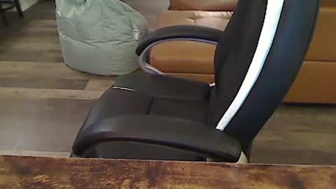 Snapshot of perfecto1957 chatting on January 2025 03:54:01 PM perfecto1957 online show from January 2025 03:54:01 PM