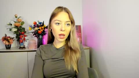 Cindy online show from November 2025 06:29:02 AM