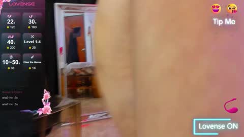 Perla Franco online show from November 2025 02:11:01 AM