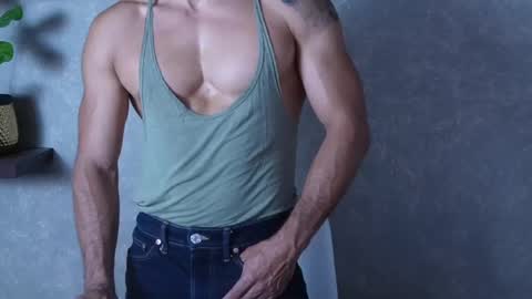 andres    online show from April 2026 07:01:01 PM