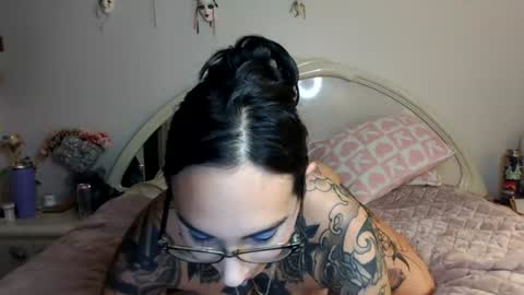 Snapshot of persianbabe1990 chatting on July 2026 03:22:01 AM persianbabe1990 online show from July 2026 03:22:01 AM