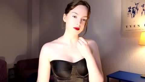 personal_devil online show from November 2025 10:42:02 PM