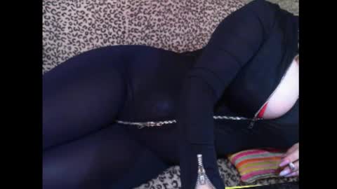 Snapshot of pervdomx chatting on October 2025 10:32:02 PM Lady K online show from October 2025 10:32:02 PM