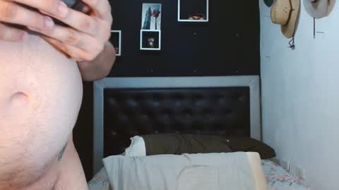 Snapshot of perverseveteranmanxxx chatting on February 2025 09:57:01 PM Carlos online show from February 2025 09:57:01 PM