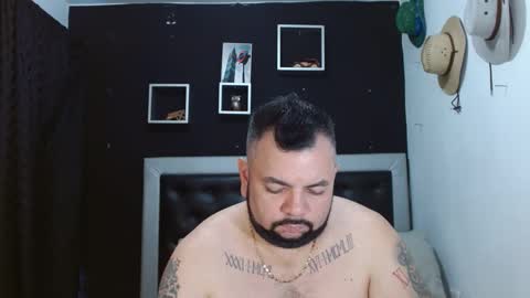 Snapshot of perverseveteranmanxxx chatting on February 2025 04:31:01 PM Carlos online show from February 2025 04:31:01 PM