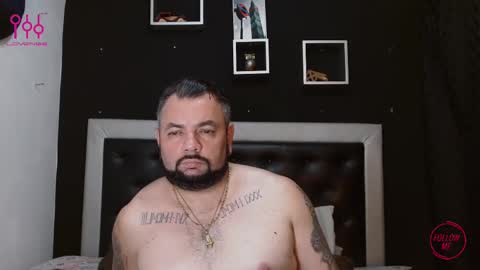 Snapshot of perverseveteranmanxxx chatting on March 2025 05:08:01 AM Carlos online show from March 2025 05:08:01 AM