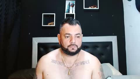 Snapshot of perverseveteranmanxxx chatting on March 2025 01:14:02 AM Carlos online show from March 2025 01:14:02 AM