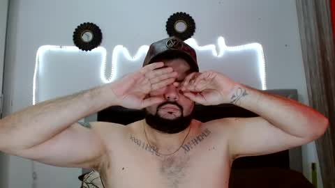 Snapshot of perverseveteranmanxxx chatting on September 2025 01:56:02 PM Carlos online show from September 2025 01:56:02 PM