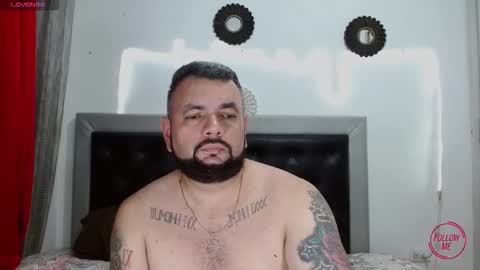 Snapshot of perverseveteranmanxxx chatting on November 2025 02:58:02 AM Carlos online show from November 2025 02:58:02 AM