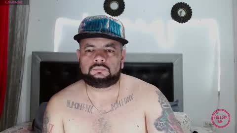 Snapshot of perverseveteranmanxxx chatting on November 2025 11:59:02 PM Carlos online show from November 2025 11:59:02 PM