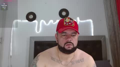 Snapshot of perverseveteranmanxxx chatting on November 2025 04:12:02 PM Carlos online show from November 2025 04:12:02 PM