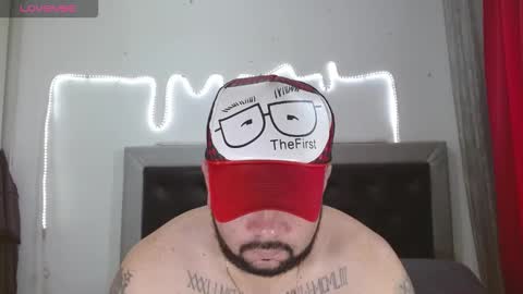 Snapshot of perverseveteranmanxxx chatting on November 2025 03:25:02 PM Carlos online show from November 2025 03:25:02 PM