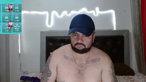 Snapshot of perverseveteranmanxxx chatting on December 2025 04:53:02 AM Carlos online show from December 2025 04:53:02 AM