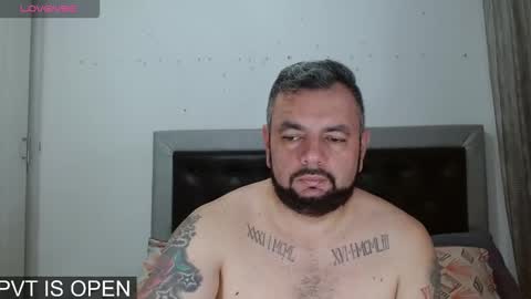 Snapshot of perverseveteranmanxxx chatting on February 2026 08:40:02 PM Carlos online show from February 2026 08:40:02 PM