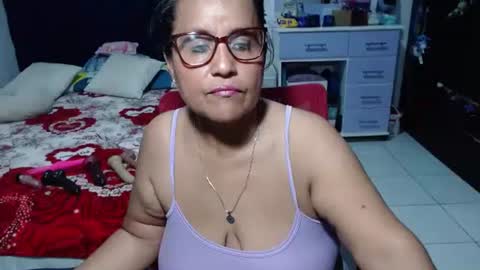 Snapshot of pervert_mommy_x chatting on May 2026 10:32:02 AM SAMY online show from May 2026 10:32:02 AM