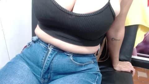  Nicole   online show from February 2025 05:57:02 PM