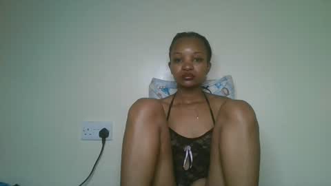 Snapshot of petal_palette chatting on June 2026 08:55:02 AM Lolly online show from June 2026 08:55:02 AM