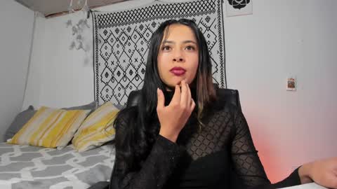 Snapshot of petalsrose_ chatting on January 2025 12:15:02 AM Rose online show from January 2025 12:15:02 AM