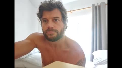 Snapshot of pete_le_meat chatting on May 2026 09:05:01 AM pete_le_meat online show from May 2026 09:05:01 AM