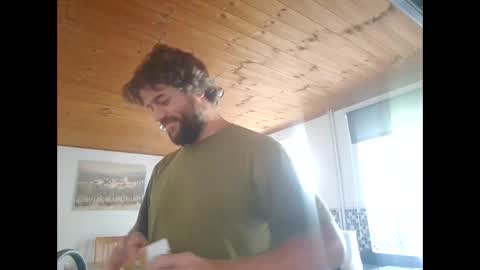 Snapshot of pete_le_meat chatting on May 2026 08:22:01 AM pete_le_meat online show from May 2026 08:22:01 AM