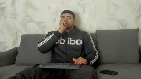 Snapshot of peter_jackson1 chatting on December 2024 11:11:01 PM peter jackson1 online show from December 2024 11:11:01 PM