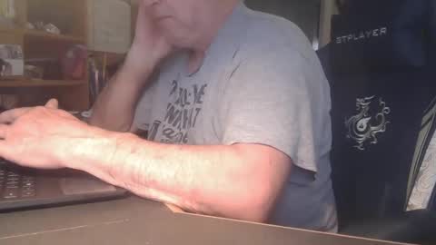 Snapshot of peterinohio57 chatting on January 2025 01:53:02 PM peterinohio57 online show from January 2025 01:53:02 PM