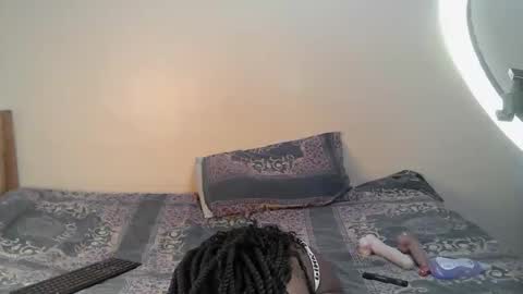 Anya online show from October 2025 09:39:01 PM