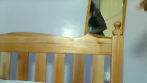 Snapshot of petite_ariana chatting on February 2026 07:40:01 PM ariana online show from February 2026 07:40:01 PM