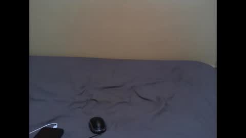 Snapshot of petite_bunni chatting on May 2026 06:26:02 PM petite_bunni online show from May 2026 06:26:02 PM