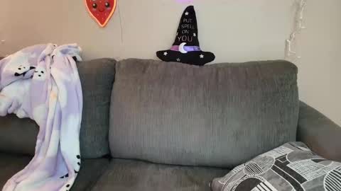 Snapshot of petite_cupcake chatting on October 2025 06:36:01 PM Little cupcake online show from October 2025 06:36:01 PM