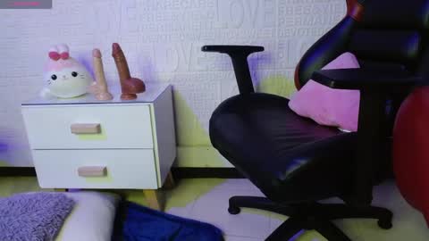 Melody online show from April 2026 02:20:01 PM