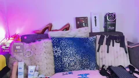 Snapshot of petite_pepper18 chatting on April 2026 03:02:01 PM petite_pepper18 online show from April 2026 03:02:01 PM